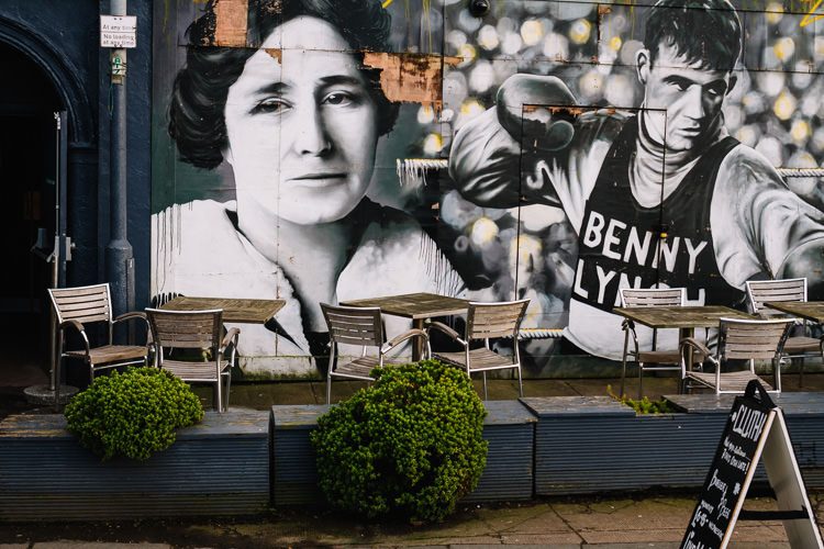 Confronting the ephemeral – Glasgow Clutha Bar mural